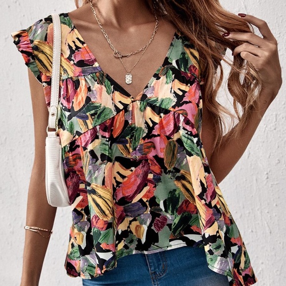 Boho Pink Floral V neck Ruffle Cap Sleeve Top - Picture 7 of 10